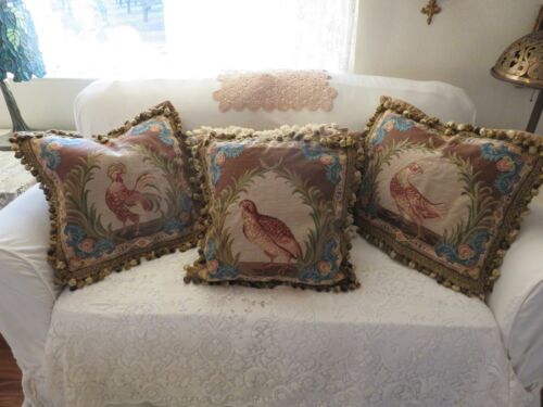 Cuscino punto ago stile Aubusson FRENCH COUNTRY con ortensia su verde salvia - Foto 12 di 18