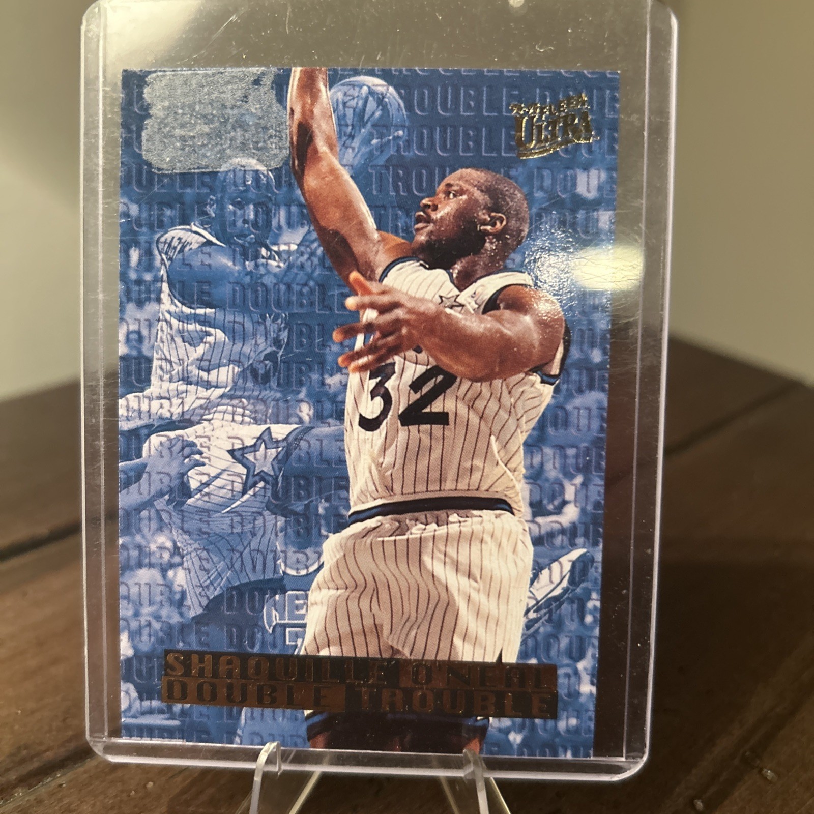 1995-96 Fleer Ultra Shaquille O'Neal Double Trouble #6 Magic