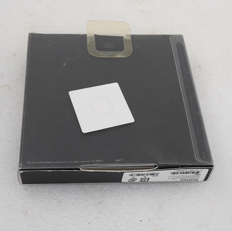 OEM Apple iPod Nano Genuine Sealed MA094G/A White Armband Rare Find MP3 Player - Image 3 of 4