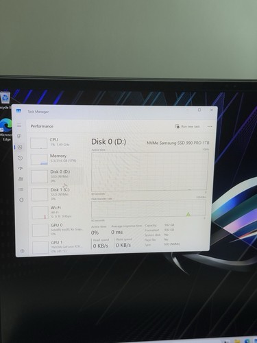 Asus ROG Zephyrus M16 i9-13900H 32 GB 2 TB/1 TB RTX 4080 - Foto 7 di 22
