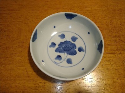 3. Arita Ware Fukudama Kiln Peony Pattern Medium Bowl