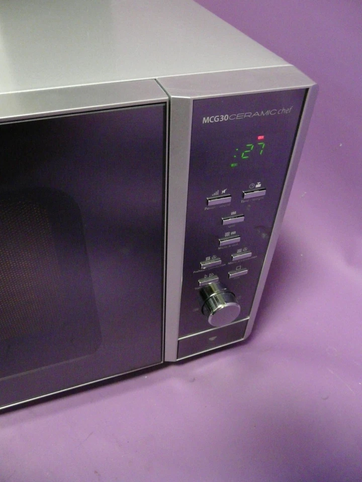 CASO MCG 30 Ceramic Chef 900W Mikrowelle + Heißluft + Grill, 30 L Keramikboden - Bild 3 von 4