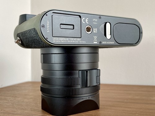 Leica Q2 "REPORTER" Edition 47.3MP Compact Digital Camera Dark Green - Picture 8 of 15