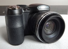 FUJIFILM FINEPIX S Series Digicam- sehr gut e...