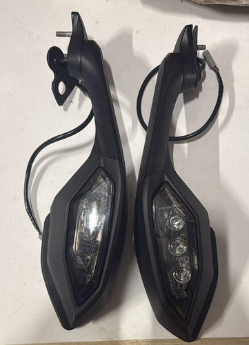 Rear View Mirrors LED Turn Signal For Yamaha YZF-R1 2015-2024 YZF-R6 YZFR6 17-22 - Picture 5 of 6
