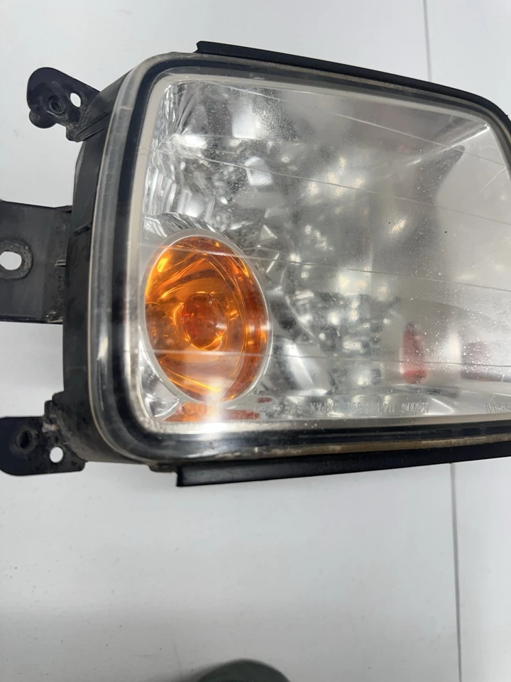 04-10 INFINITI Qx56 - 驾驶员侧雾公园转灯原始设备制造商左 LH S17 — 第 3/4 张图片