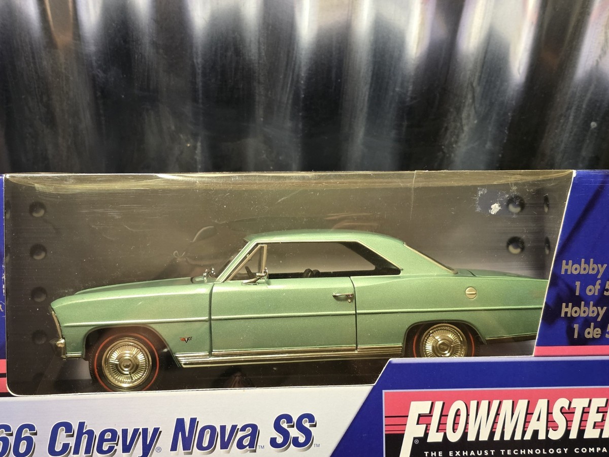 ミニカー AMERICAN MUSCLE 1966 CHEVY NOVA SS 1/18 1966 Pro Stock Chevrolet Nova - Black/Orange 1:18 Diecast