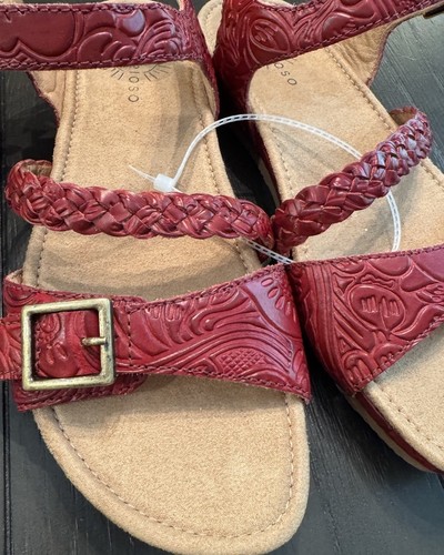 Brioso Women’s Size 8.5 Solera Floral Tooled Red Genuine Leather Sandals $110 - Picture 6 of 13