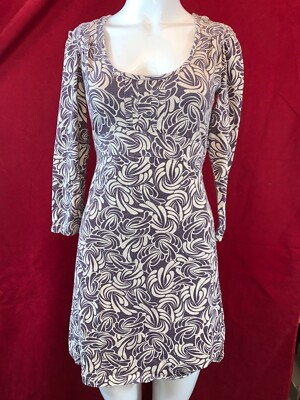 4 Sleeve Print Dress. Size 