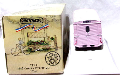 MK Matchbox - Collectibles - YT1 * 1947 Citroen Type 'H' Van - 'Evian' - Pink - Picture 4 of 5