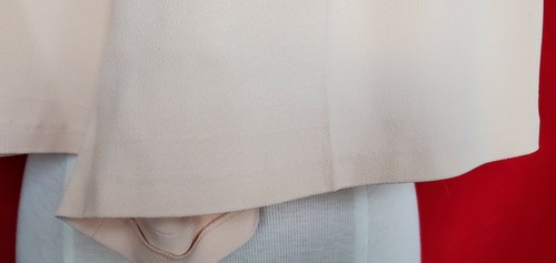 Chloe pale pink peach beige pleated dressy shorts Size 38 - Picture 9 of 9