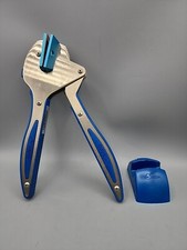 QuicKutz Personal Die-Cutting System Hand Tool and Cradle in Box