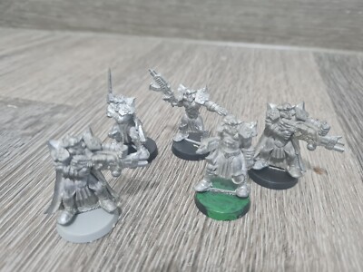 5 Krieger wie Warhammer 40000 40k Tabletop Metall alt