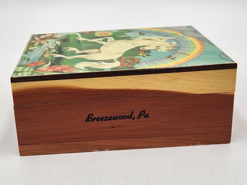 Vintage 1986 Scafa-Tornabene Art Publishing Co. Unicorn w/Rainbow Wood Box - Picture 8 of 12