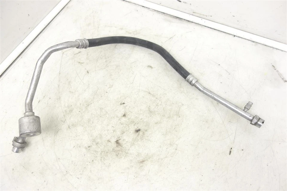 Mangueira flexível de baixa pressão 2002-2004 Infiniti I35 A/C 92480-5Y700 - Imagem 2 de 4