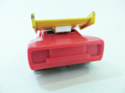 MATCHBOX ACTION POWERLIFTERS WHITE HEAT' PULL-BACK RED. 1:50 VINTAGE. ORIGINAL. - Picture 4 of 6