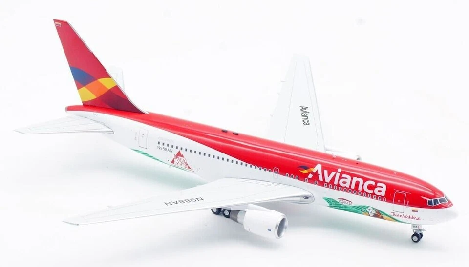 Avianca / Boeing B767-200 / N988AN / IF762AV1123SP / 1:200 - Imagem 2 de 4