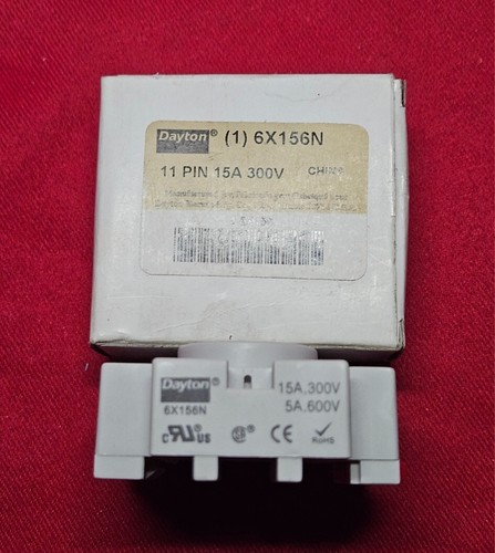 Dayton 6X156N Relay Socket 11-Pin 15A 300V or 5A 600V - NEW In Box - Picture 2 of 3
