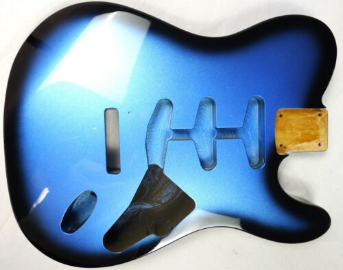 Tele Strat Hybird Body 2 Stück Erle mit Schlagbrett SSS Dark Night Finish ≤4,4 Pfund - Bild 4 von 19
