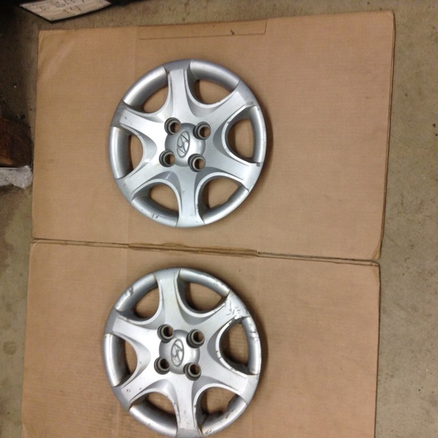 2002 03 04 05 06 HYUNDAI ACCENT WHEEL COVERS HUB CAPS 13" SET OF 2 570