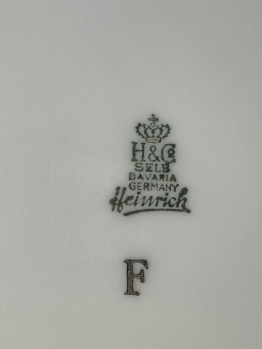 6 Vintage Heinrich & Co Rose Garland Porcelain  Dinner Plates Bavaria Germany - Picture 6 of 8