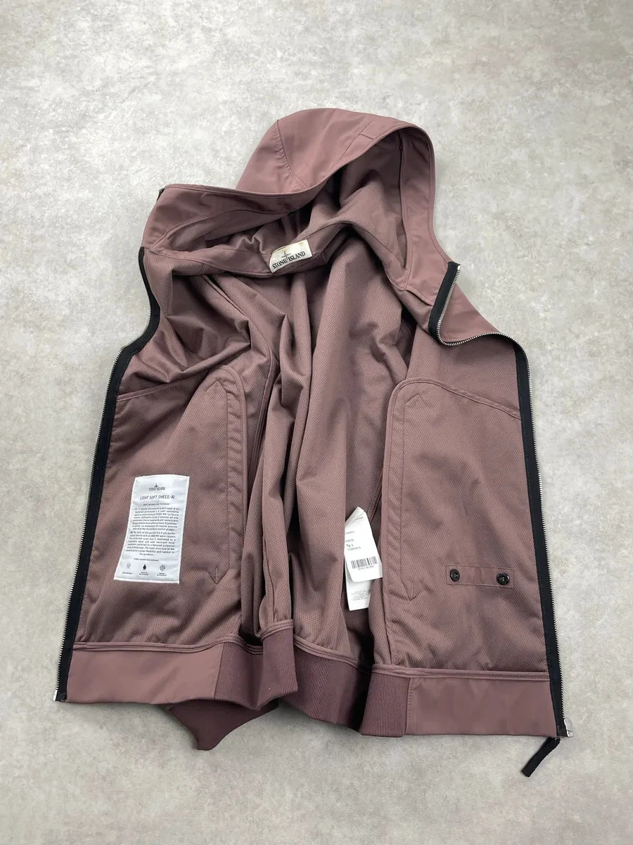 Stone Island Mauve Softshell Hooded Light Jacket (L) - product detail image 7