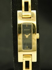 Gucci 3900L Gold Ladies Bracelet Watch Classic Black Sunburst Dial New Battery