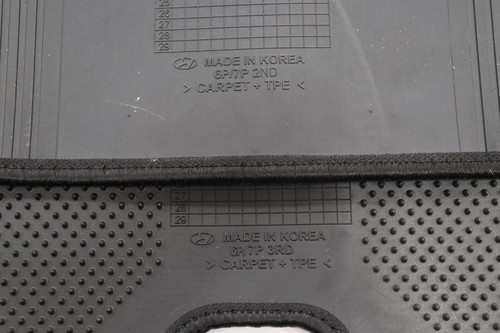 2024 - 2025 HYUNDAI SANTA FE REAR 2ND & 3RD ROW CARPET FLOOR MAT SET OF 2 OEM - Picture 13 of 14