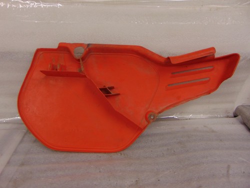 HONDA 1985 OEM CR 125 250 SIDE PANEL COVER  - Picture 3 of 4