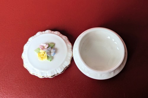 Scatola anello tondo vintage Coalport Bone China piccoli fiori Inghilterra così com'è - Foto 7 di 10