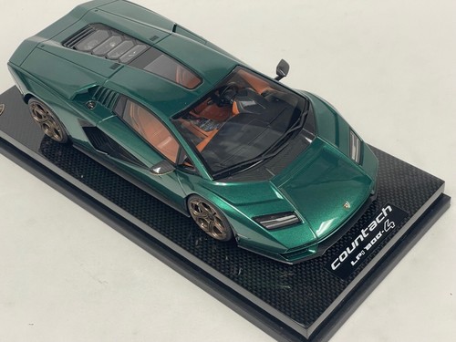 1/18 MR Collection Lamborghini Countach in Abete Green Carbon Base LAMBO052SE4 - Picture 6 of 8