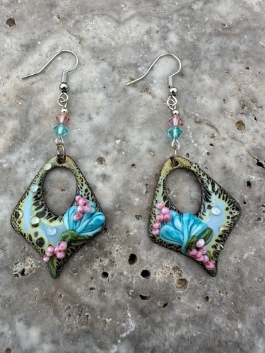 Enameled Copper Dangle Wire Earrings Artisan Crafted NWOT - Picture 3 of 8