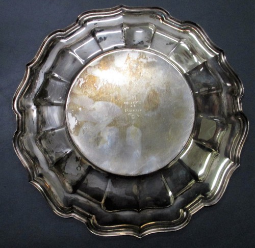 Versilberte Servierplatte REED & BARTON 46 Chippendale 9,75 cm - Bild 2 von 3