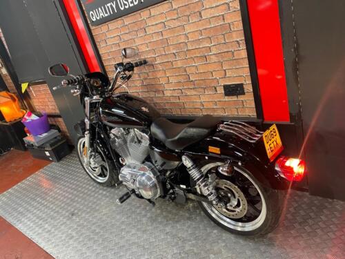 2019 Harley-Davidson XL 883 L SUPERLOW 19 LOW MILES CLEAN EXAMPLE - Picture 6 of 18