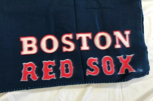 Boston Red Sox Fleece Blanket - Insiders Club MLB Licensed - Picture 3 of 4