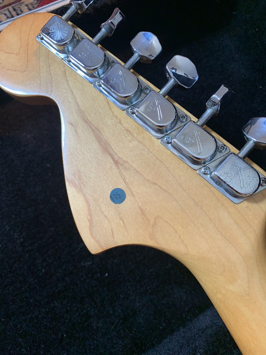 Fender Japan ST72-115 E serial Japan Vintage Made in 1986 Fender Japan ST72-115 E serial Japan Vintage Made in 1986