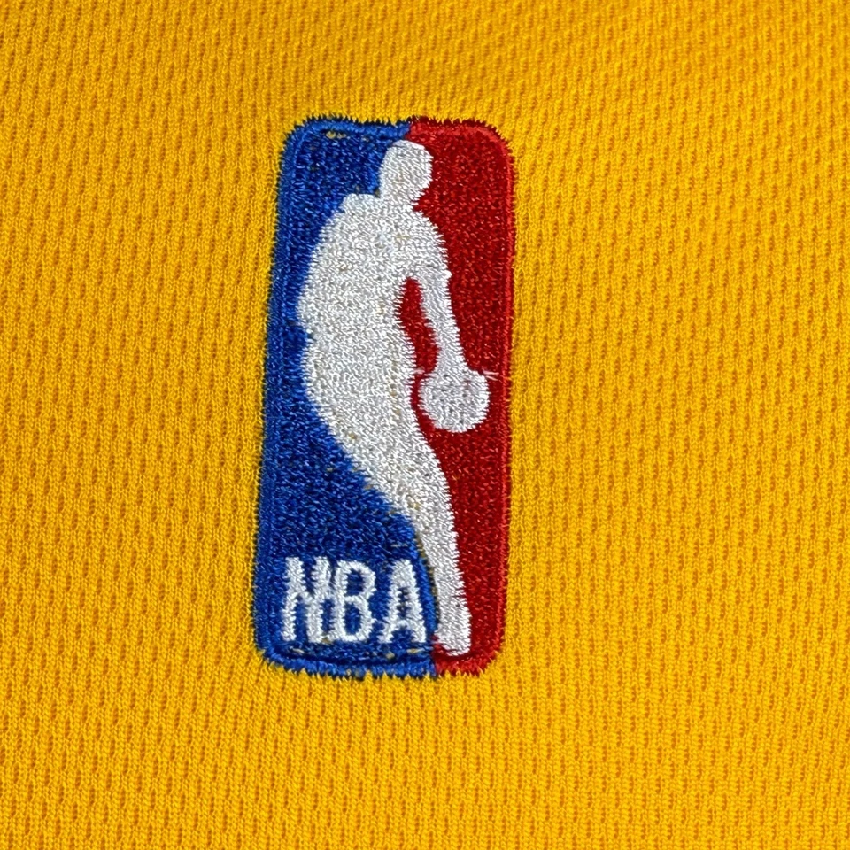 Camiseta deportiva de baloncesto amarilla Adidas NBA Cleveland Cavaliers LeBron James #23 M Foto 4 de 4