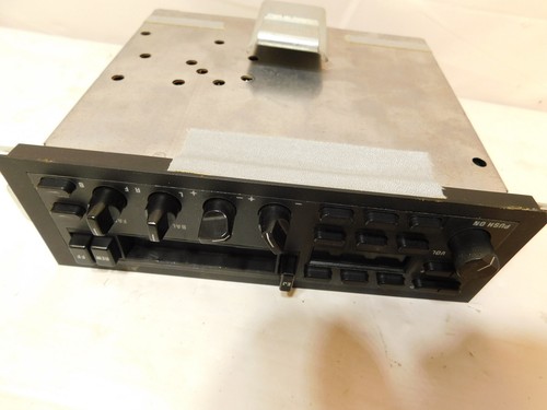 1988-1991 FORD Crown Victoria Mustang AM/FM Cassette Radio Player Marquis - Picture 6 of 6
