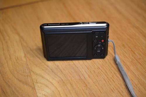 Digicam Panasonic Digitalkamera Lumix DMC-F5 14.1MP schwarz getestet - Bild 6 von 11