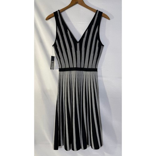 GUESS Black White Striped V-Neck Ottoman Dress Sleeveless Fit & Flare Party XS - Picture 6 of 9