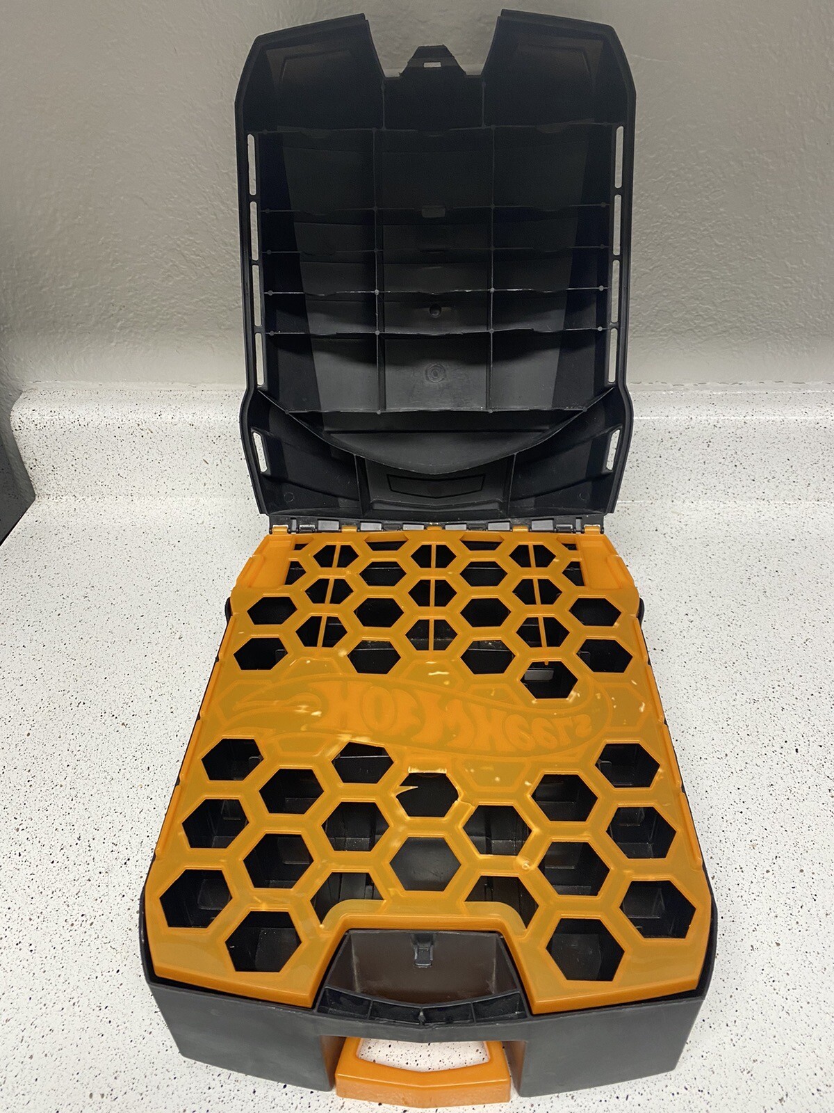 Picture 4 of 5