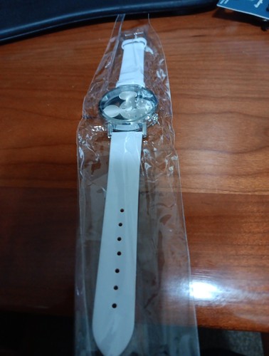 Reloj Mickey Mouse Damas Niñas Estuche Plateado Cara Ver Banda Blanca Nuevo Disney - Imagen 1 de 4