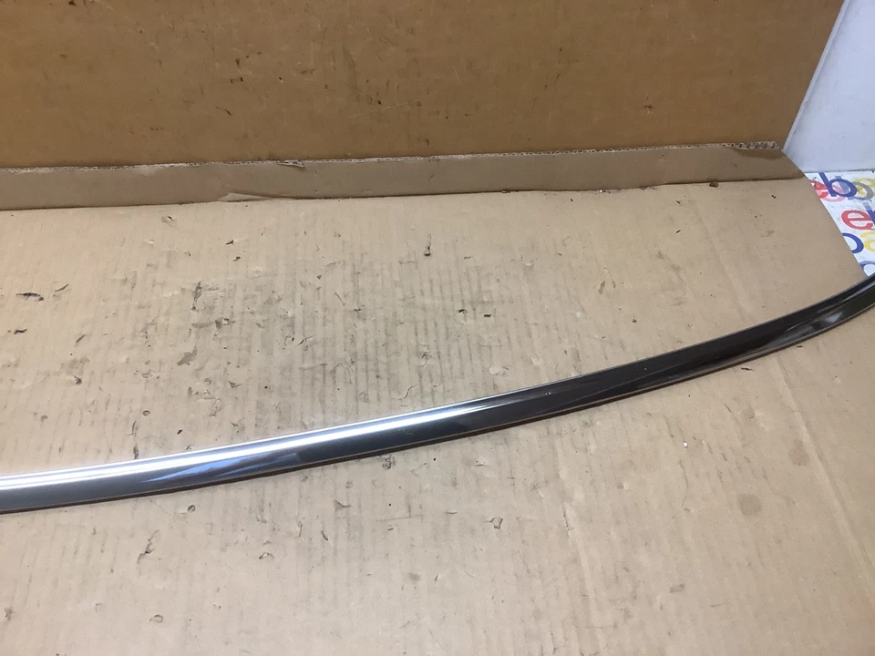 "Corvette C2 1964-1967 convertible 3841255 moldura inferior parabrisas 48""" Foto 4 de 4