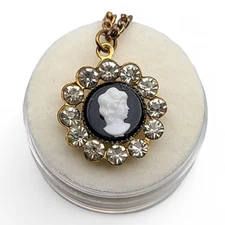 Org Vtg Cameo Rhinestone Necklace Madame Alexander Cissy Doll Jewelry Revlon