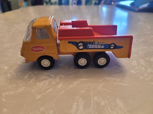 Vintage Tonka Indy Race Car Carrier Hauler 1970s - 5.5” Pressed Steel Orange