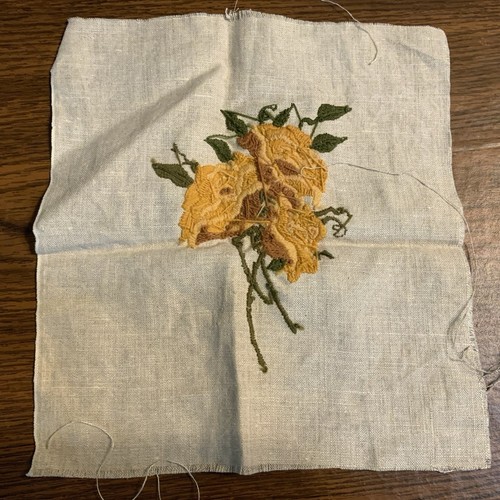 Vintage Yellow/Gold Rose Embroidery Stitchery 10 X 11 Not Complete - Picture 4 of 8