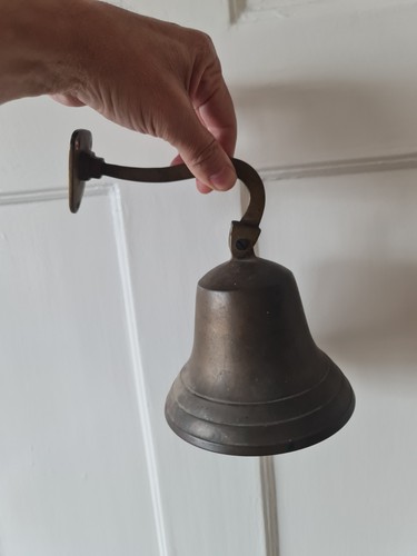 Vint Brass Wall-Mounted Bell | Ship's / Pub / Last Orders / Door Bell School - Foto 6 di 12