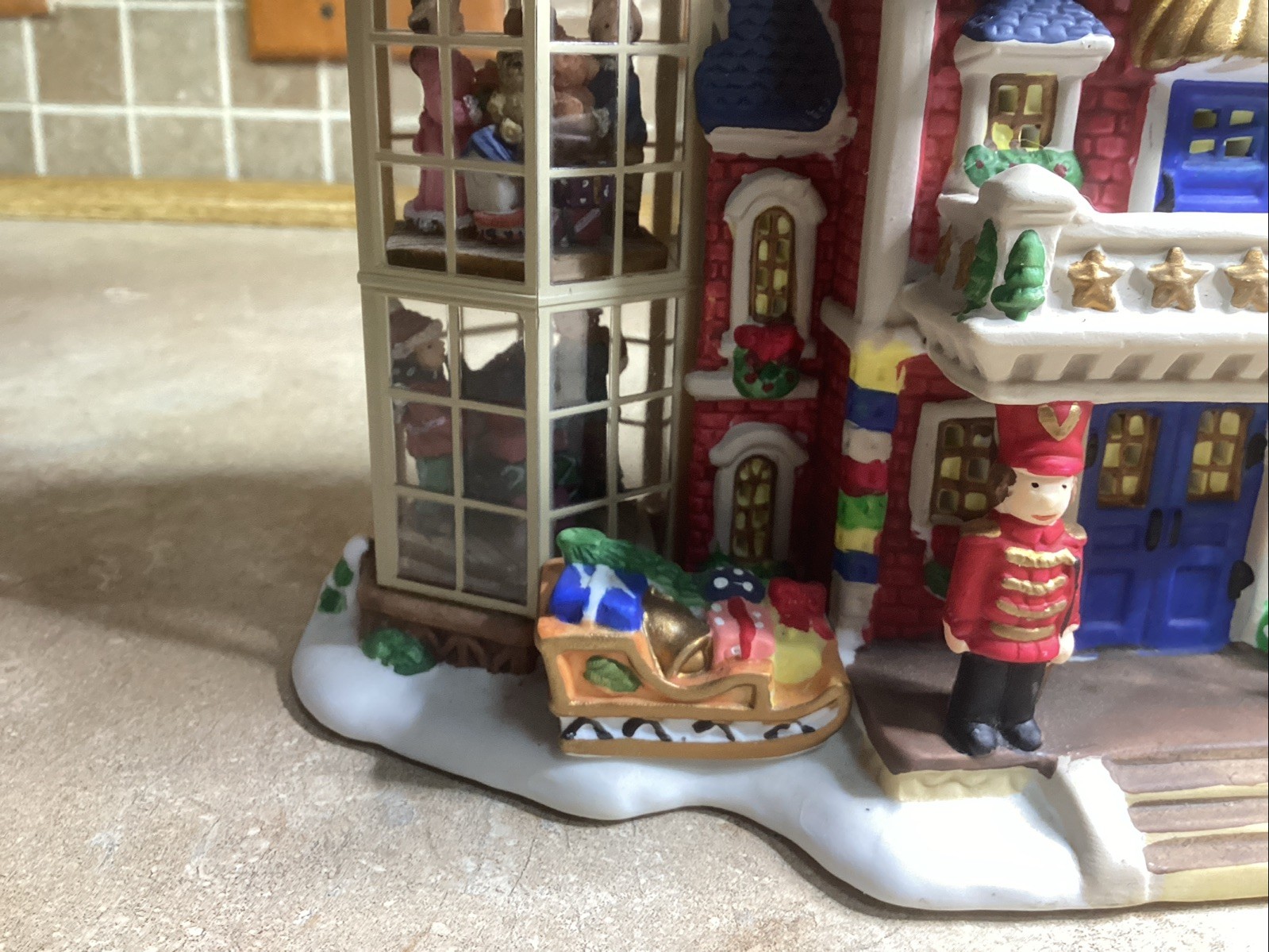 Picture 3 of 9