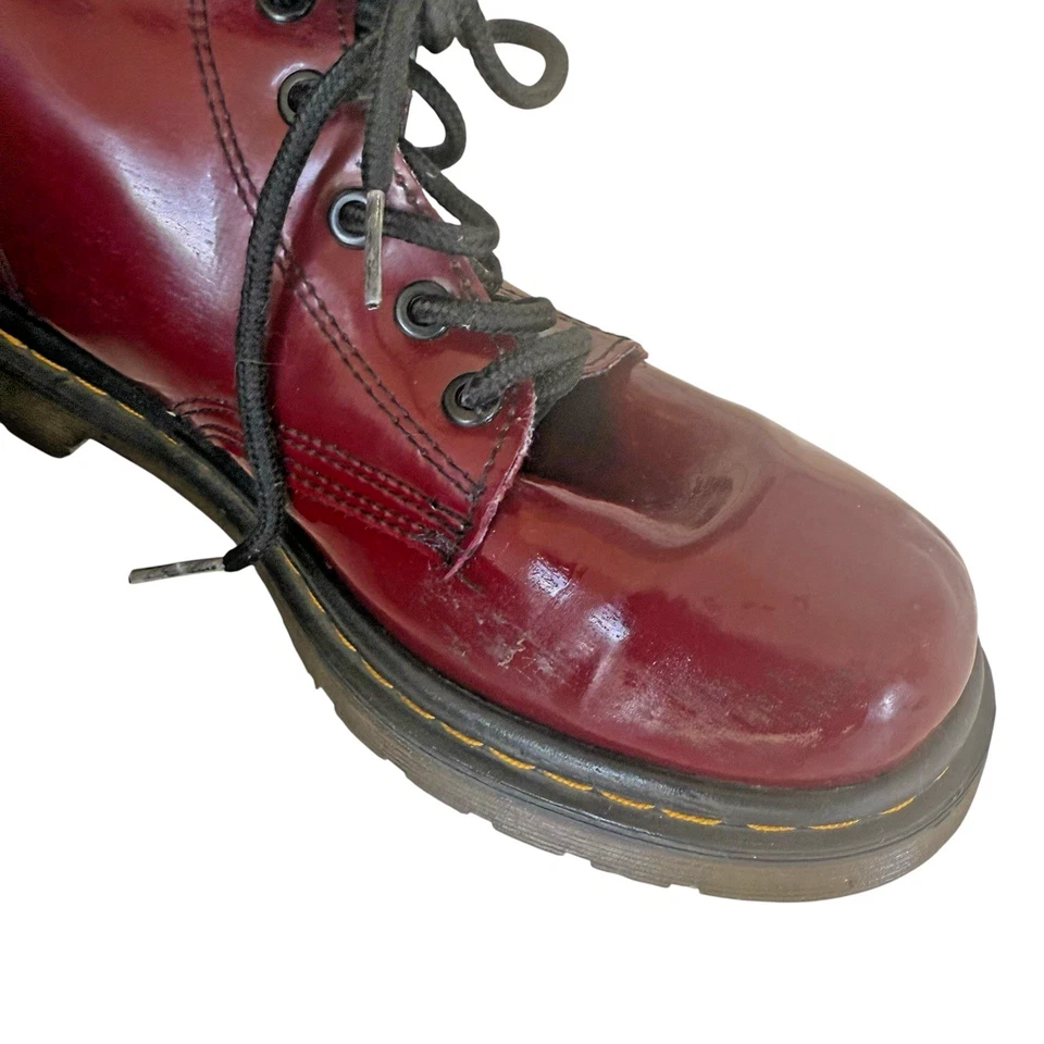 Botas de combate Dr. Martens rojo cereza con cordones para mujer talla US 7.5 / UK 5.5 / EU 38 Foto 3 de 4