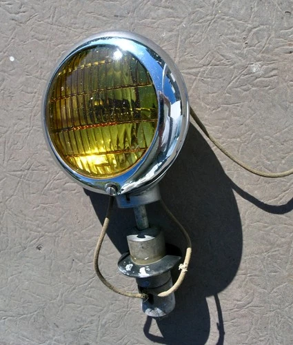 Working FOG LAMP & MOUNT CARLTON Chrome Light Hot Rod Old Low Rat Bike Light - product listing photo
